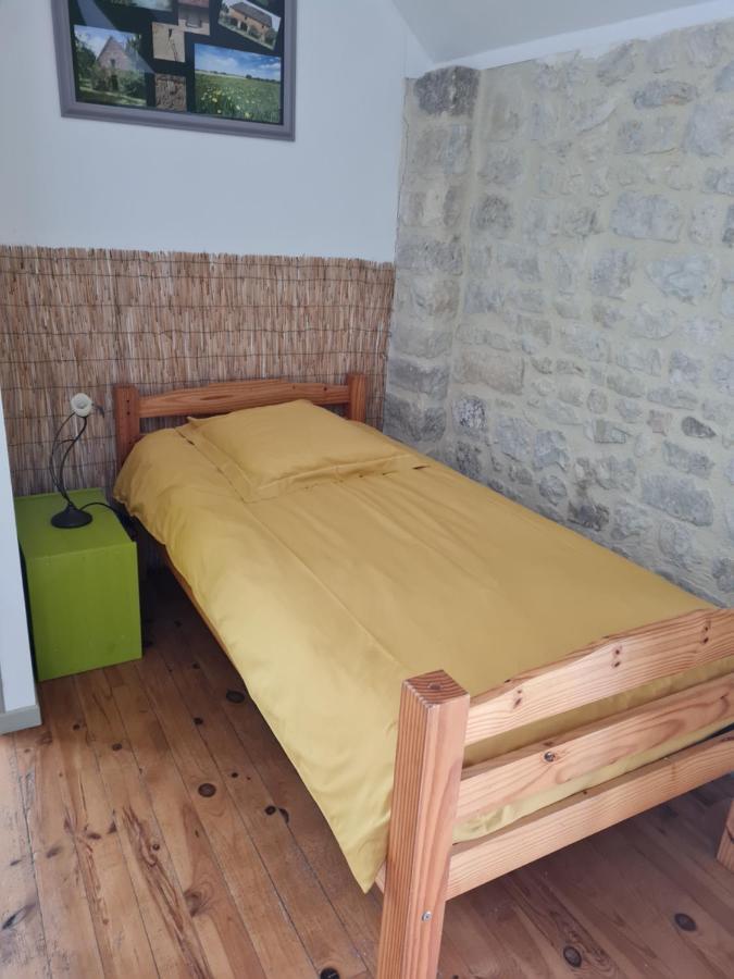 Bed and Breakfast Domaine De La Cour Vautier Mandeville-en-Bessin Экстерьер фото