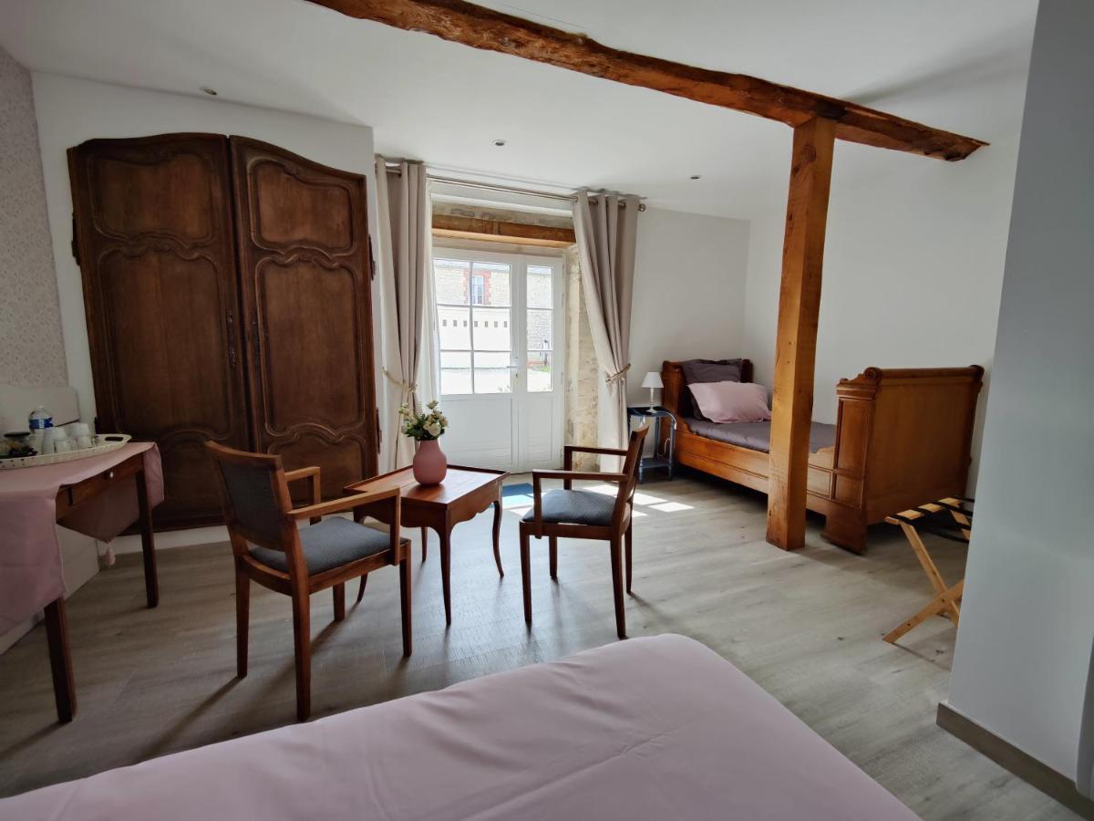 Bed and Breakfast Domaine De La Cour Vautier Mandeville-en-Bessin Экстерьер фото